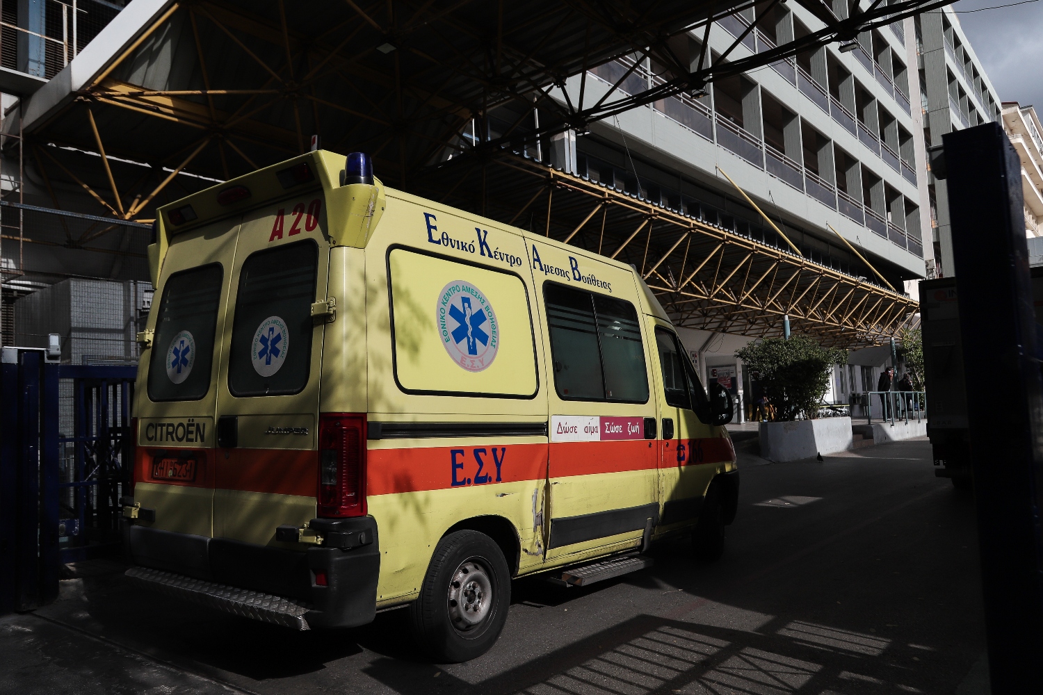 Πρέβεζα: Πέθανε 55χρονος που μεταφέρθηκε με αγροτικό σε νοσοκομείο