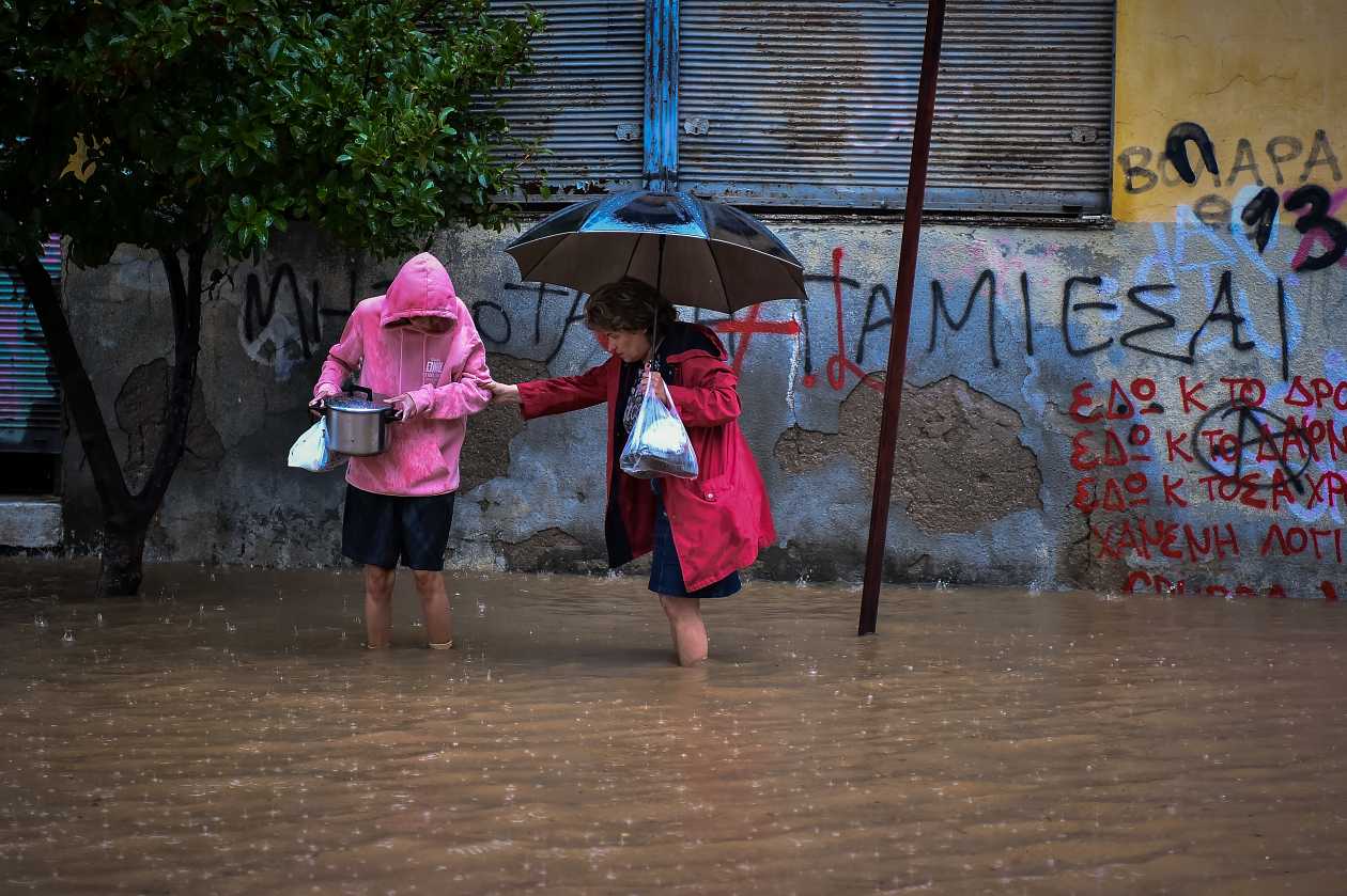 Βόλος: Ξεσπιτωμένοι και χωρίς επίδομα εκατοντάδες πλημμυροπαθείς
