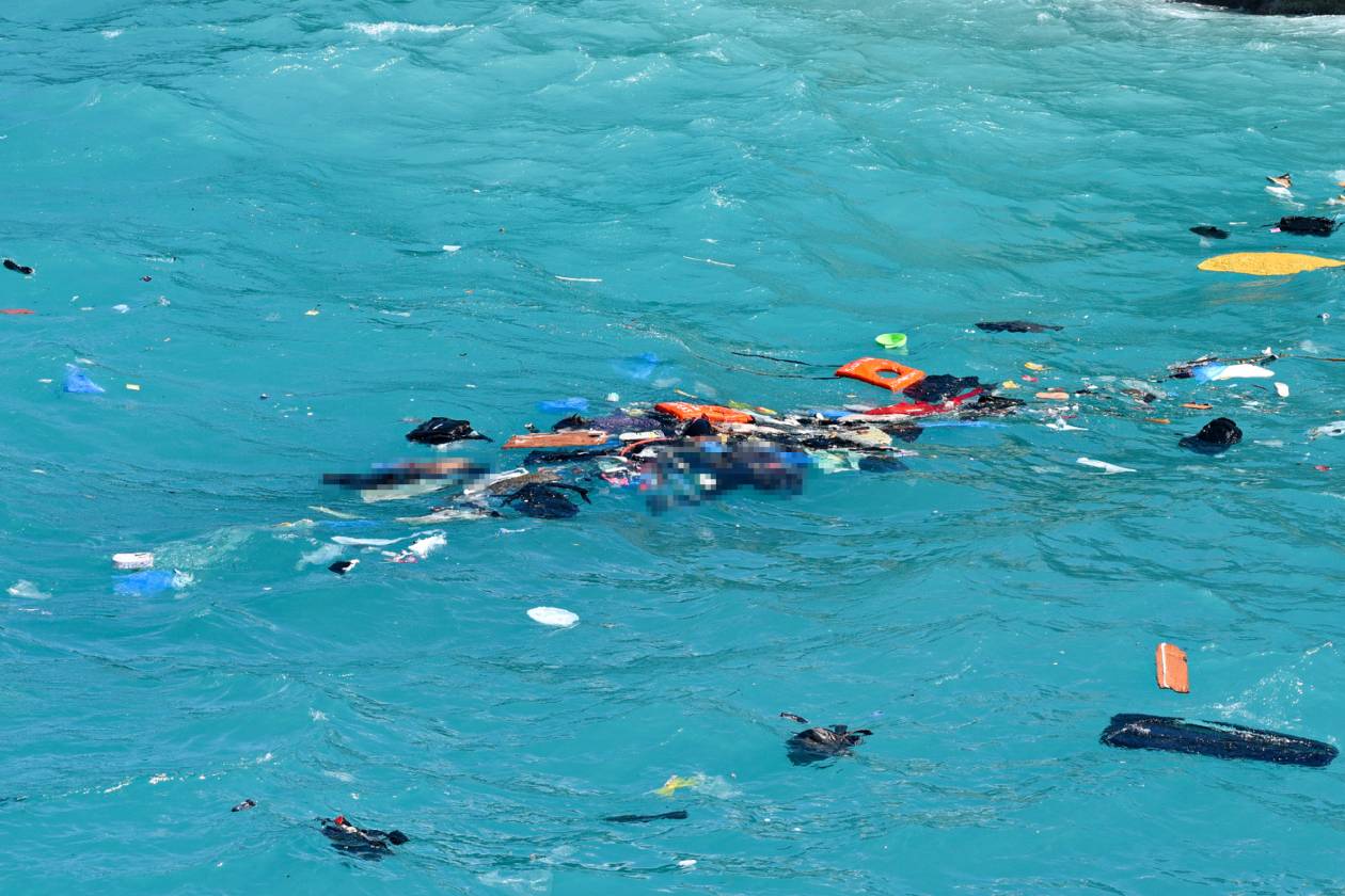 Καταγγελία για Λιμενικό: Πέταξαν 14 παιδιά σε σωσίβιες λέμβους και τα εγκατέλειψαν στη θάλασσα