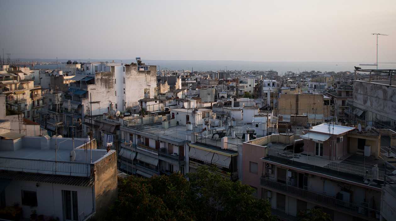 Στεγαστική κρίση: Άπιαστο όνειρο η στέγη και στη Θεσσαλονίκη